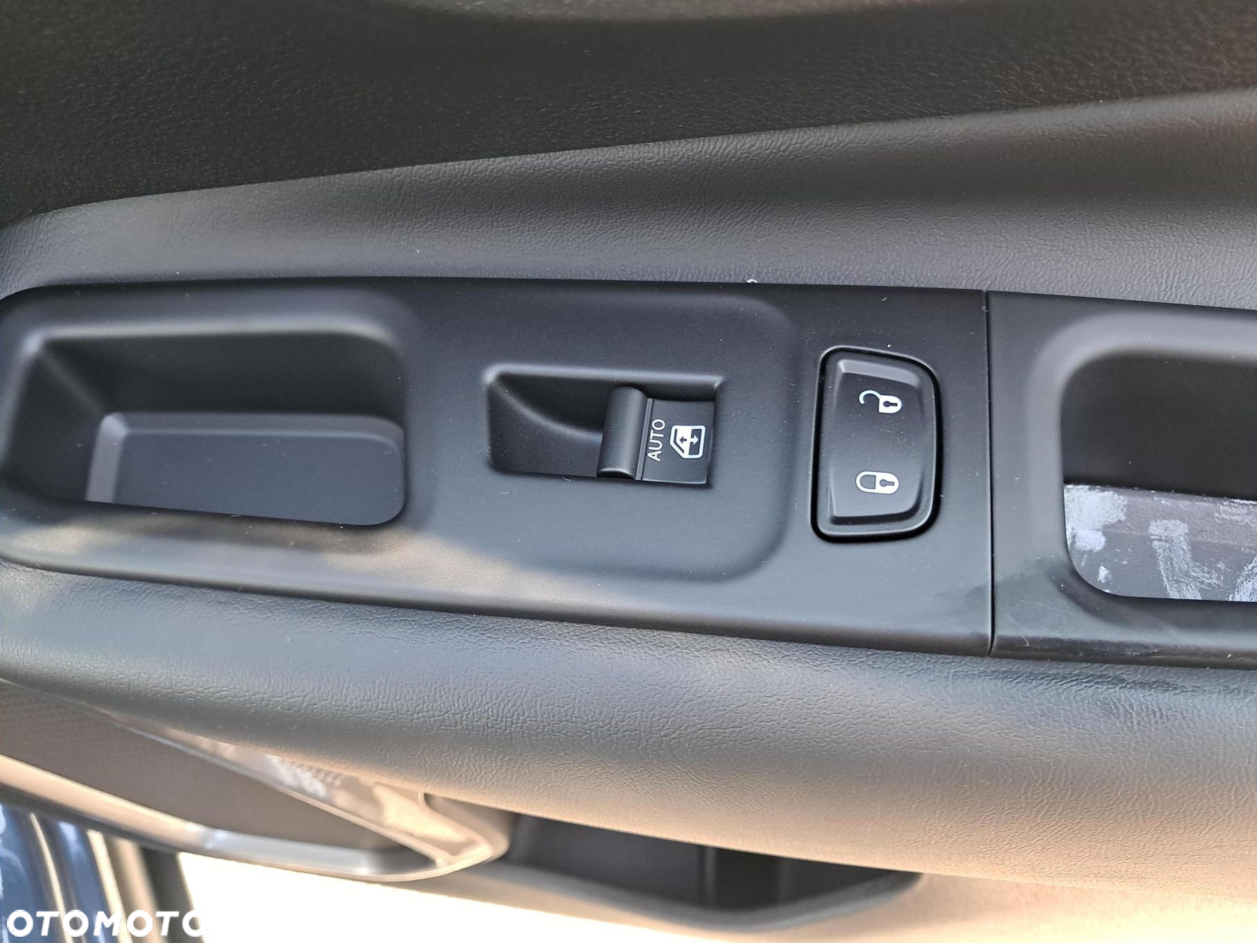 Jeep Renegade - 23