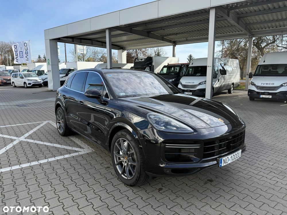 Porsche Cayenne Turbo - 1