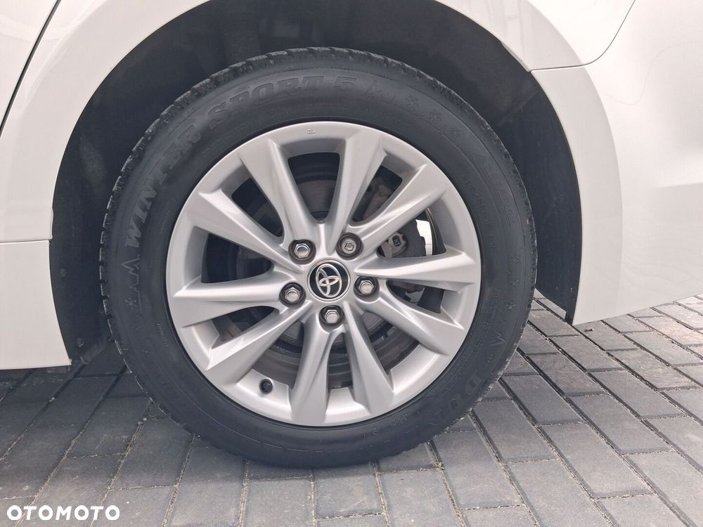 Toyota Corolla 1.8 Hybrid Comfort - 28