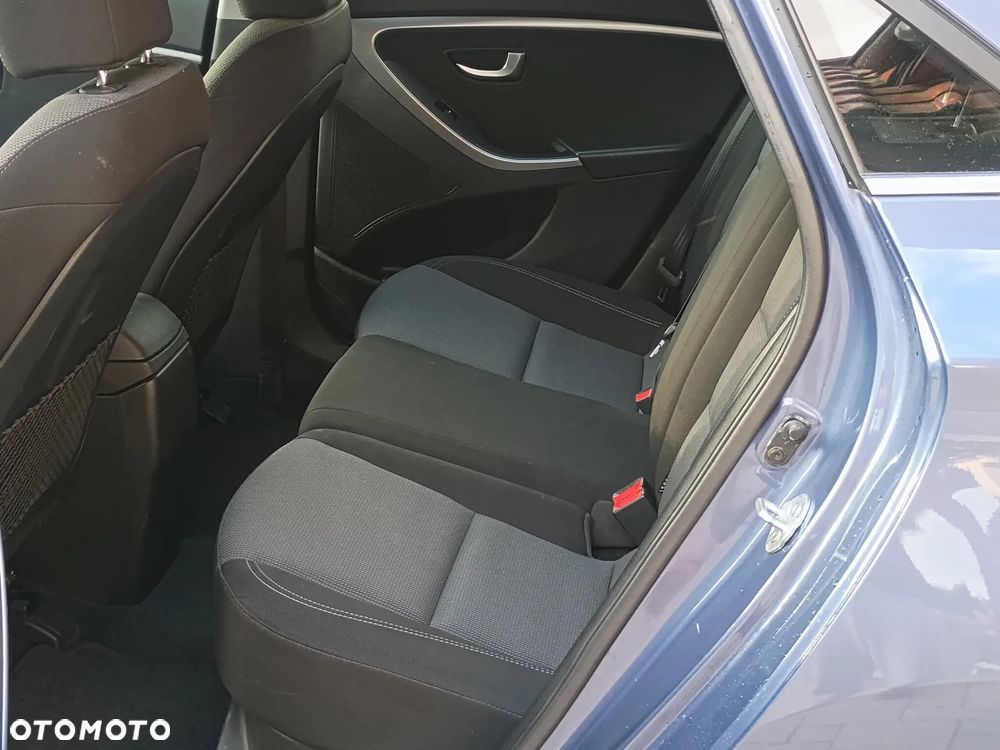 Hyundai i30 blue 1.6 GDI YES Silver - 19