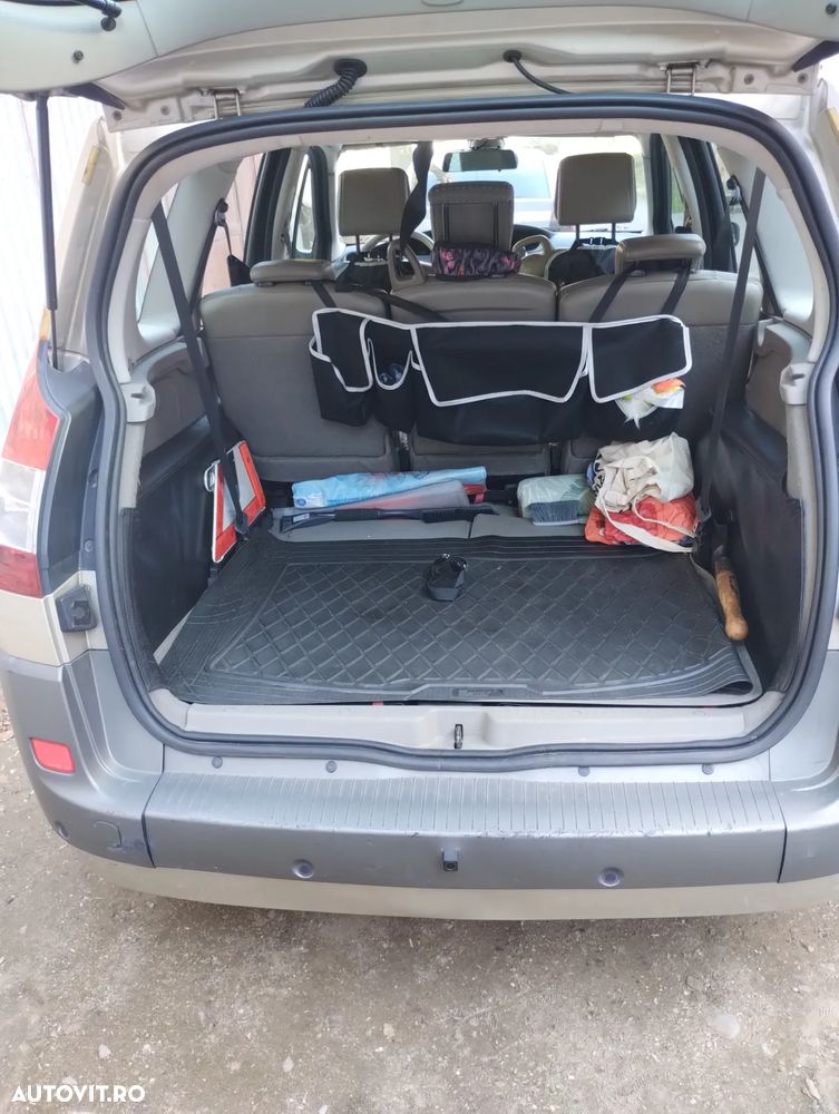 Renault Scenic - 6
