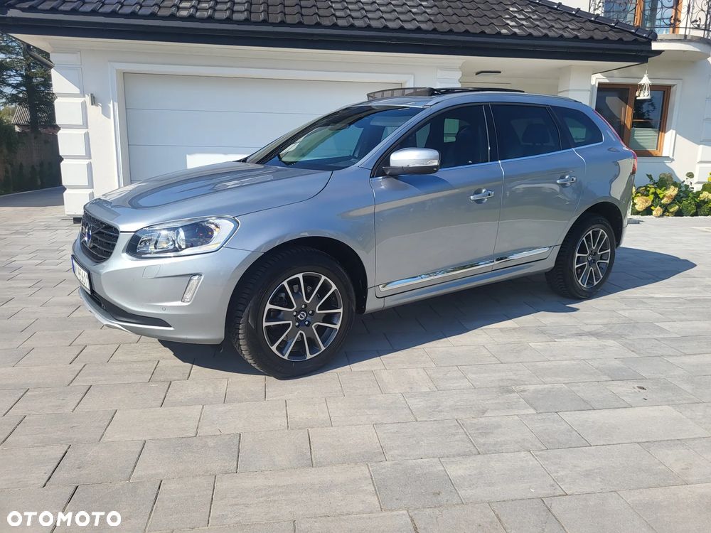 Volvo XC 60 D4 Drive-E Momentum - 1