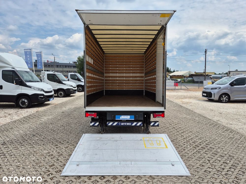 Iveco Daily 35C14, kontener 8PAL, winda 750KG, bliźniaki, klimatyzacja, drzwi boczne - 6