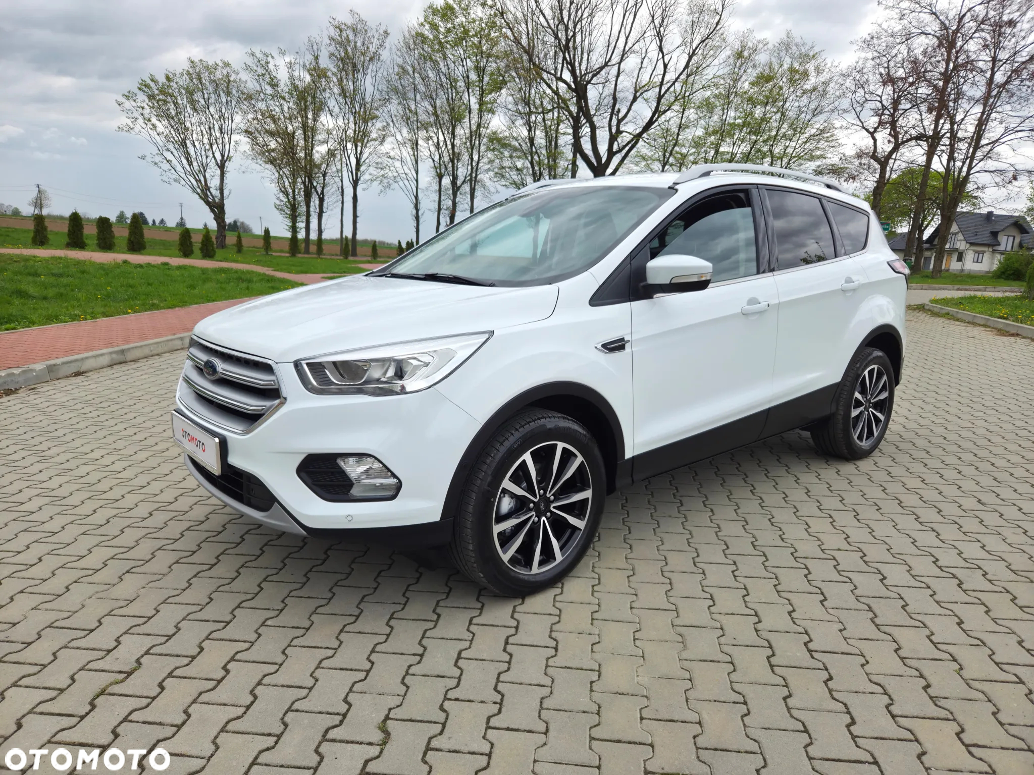 Ford Kuga 1.5 EcoBoost FWD Titanium - 11