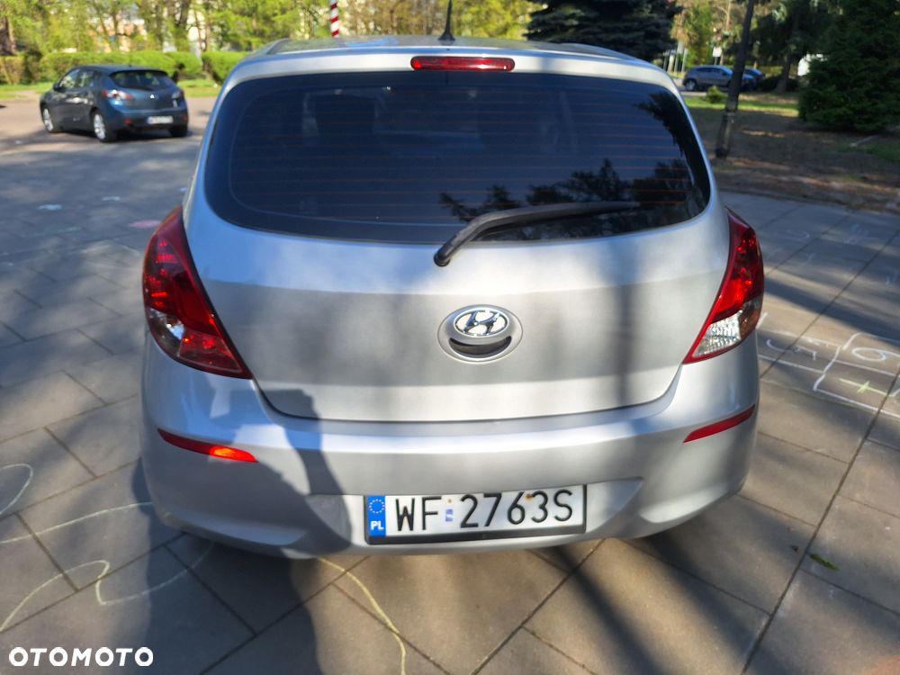 Hyundai i20 - 21