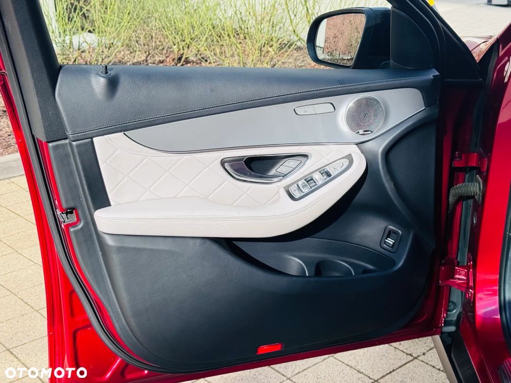 Mercedes-Benz GLC - 35