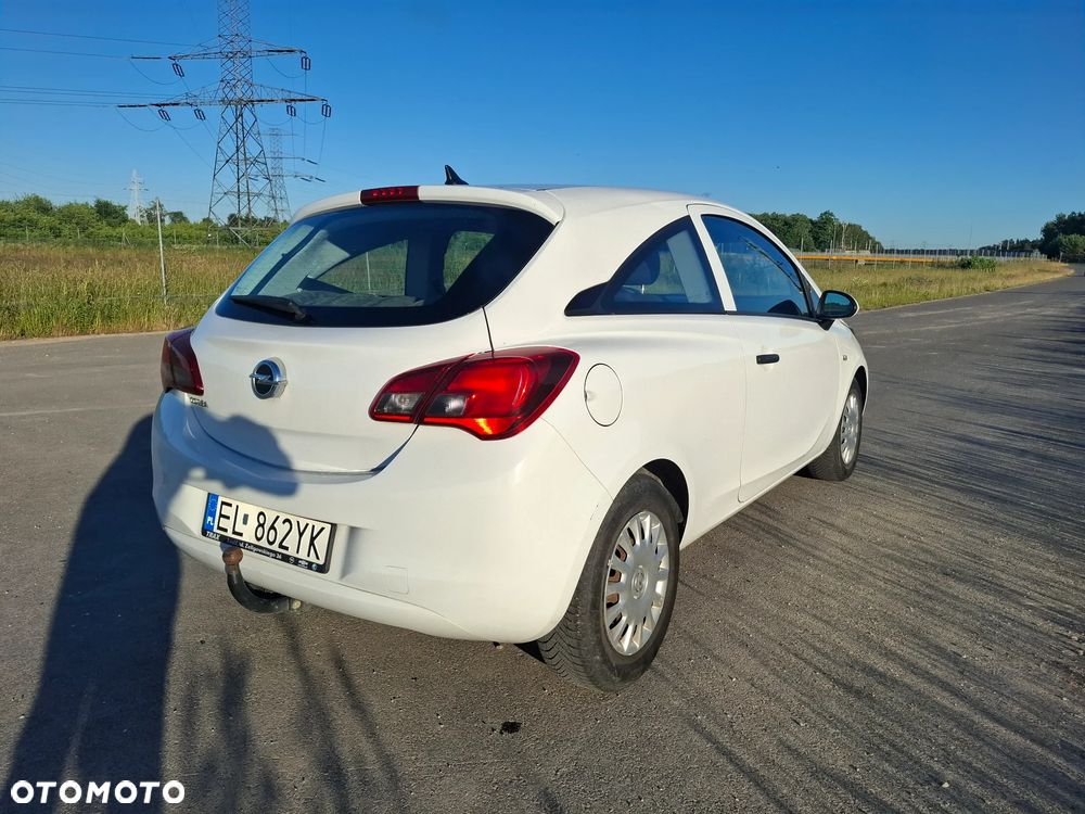 Opel Corsa 1.2 Essentia - 4