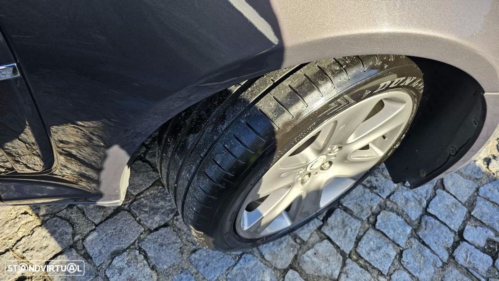 Jaguar XF 2.7 D V6 Premium Luxury - 21