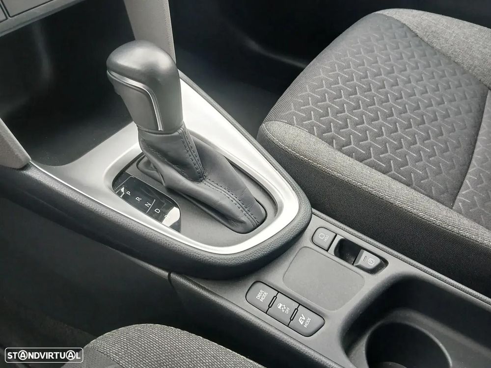 Toyota Yaris Cross 1.5 HDF Comfort Plus - 36