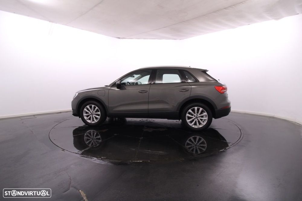 Audi Q3 Sportback 45 TFSIe S tronic - 4