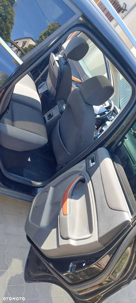 Ford Kuga - 7