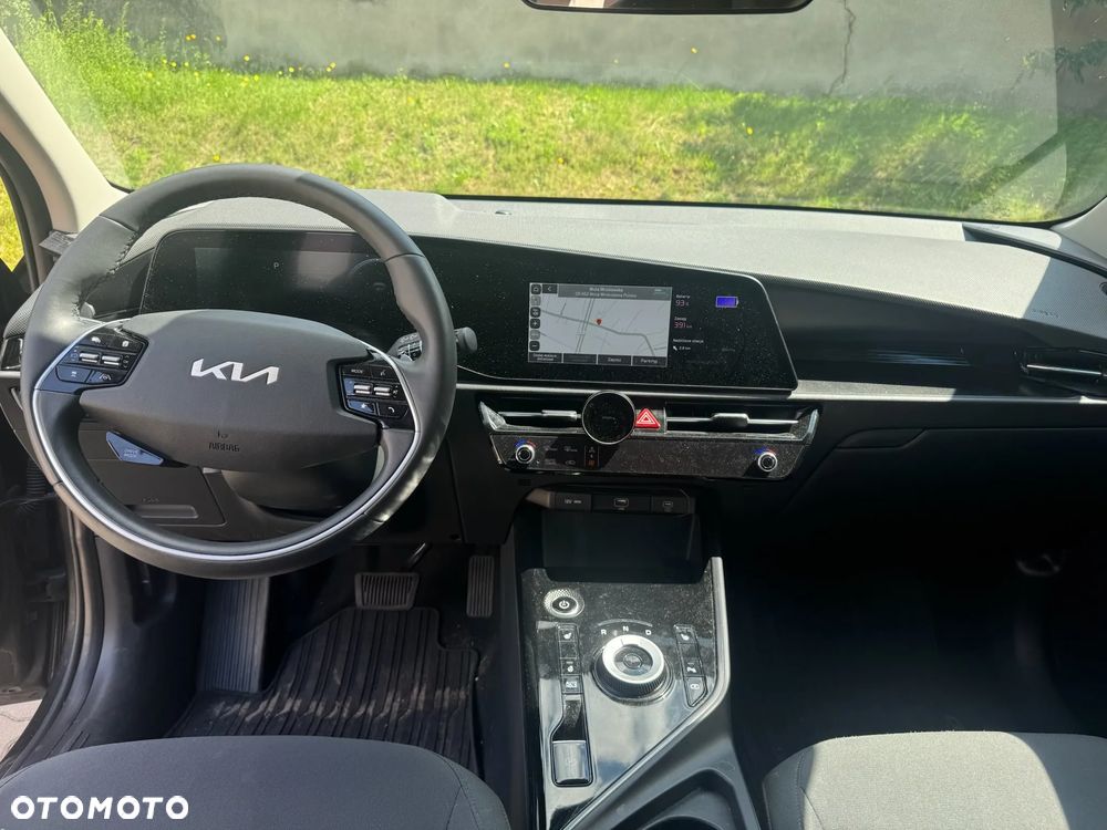 Kia Niro e-Niro 64kWh M - 17