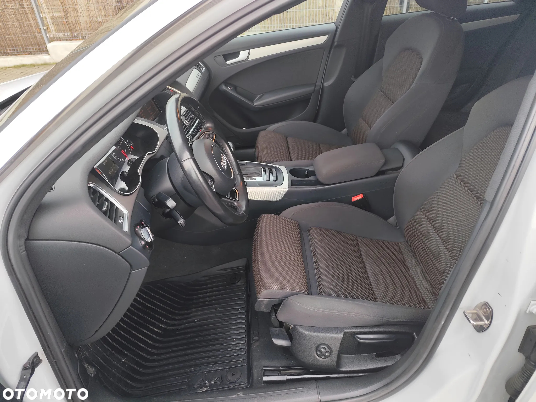 Audi A4 Allroad 2.0 TDI Quattro S tronic - 9