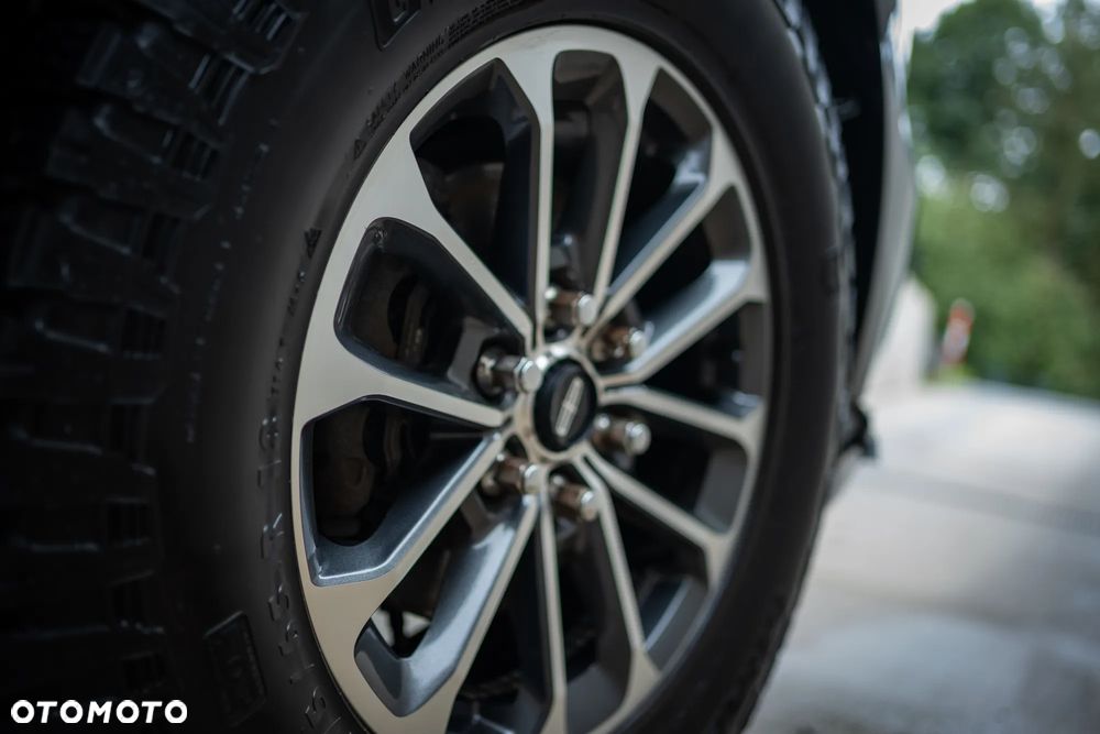 Lincoln Navigator 5.4 4WD - 18