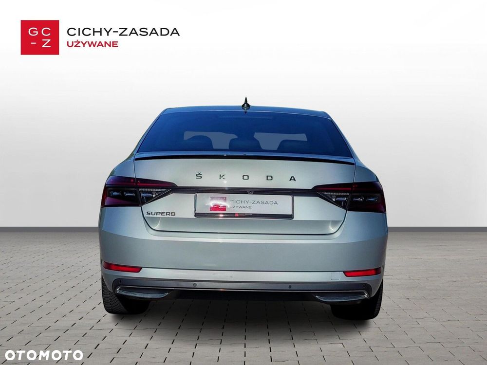 Skoda Superb 2.0 TSI Sportline DSG - 4