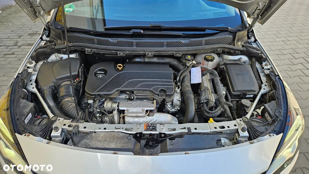 Opel Astra 1.4 Turbo Start/Stop Edition - 20