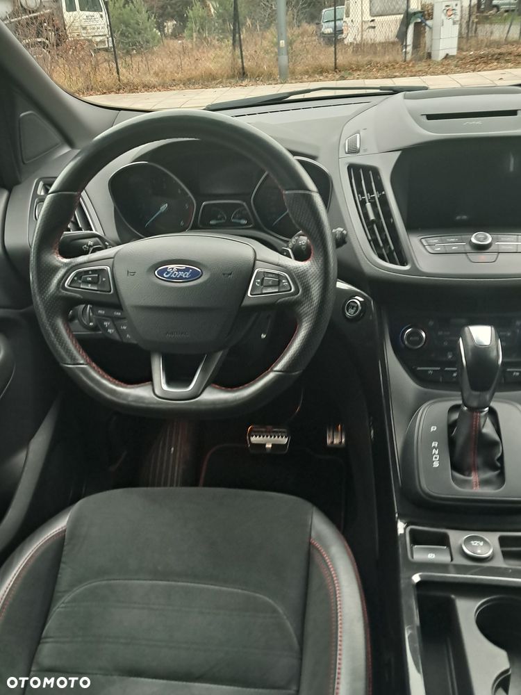 Ford Kuga 2.0 TDCi 4x4 ST-Line - 15