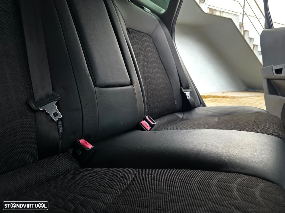 Kia Ceed SW 1.6 CRDi EX ISG - 57