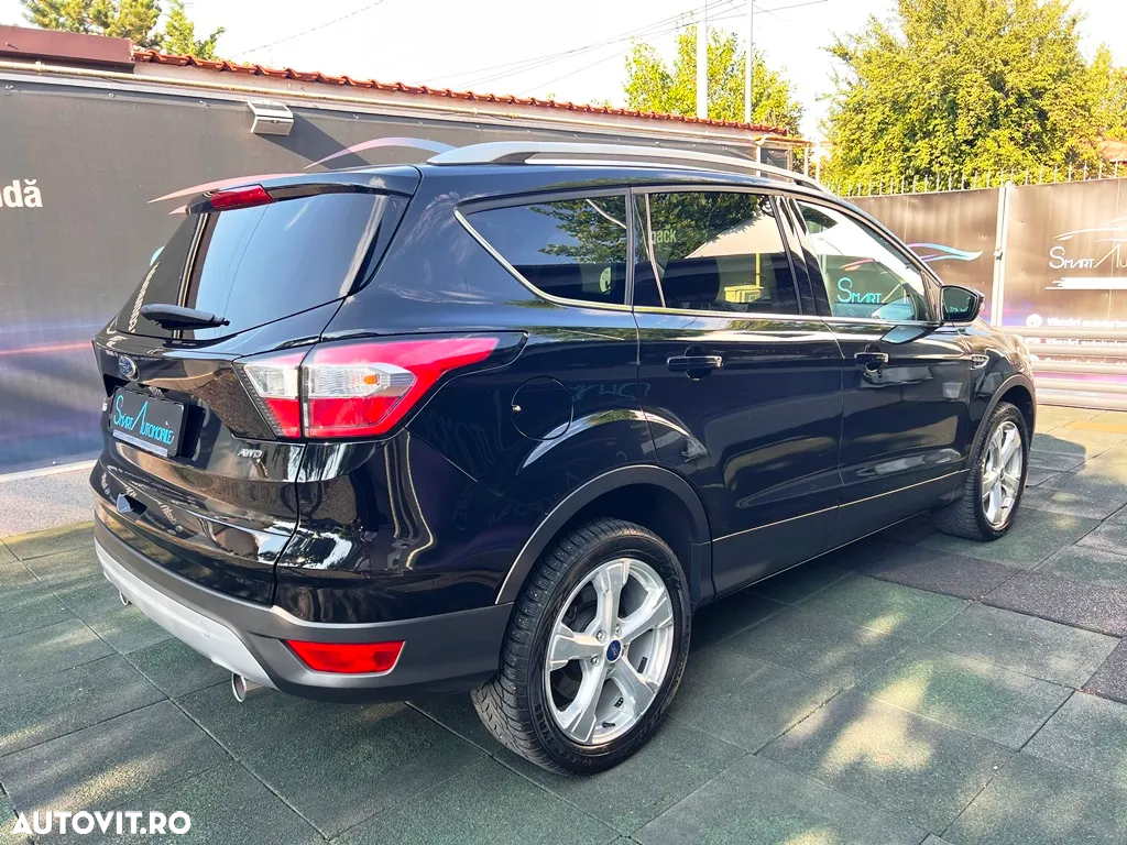 Ford Kuga 2.0 TDCi 4WD Powershift Titanium - 6