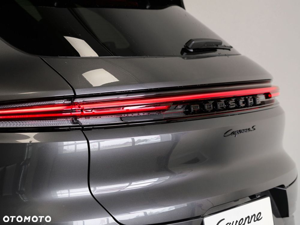 Porsche Cayenne - 12