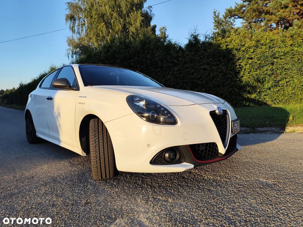 Alfa Romeo Giulietta 1750 TBi Veloce TCT - 1