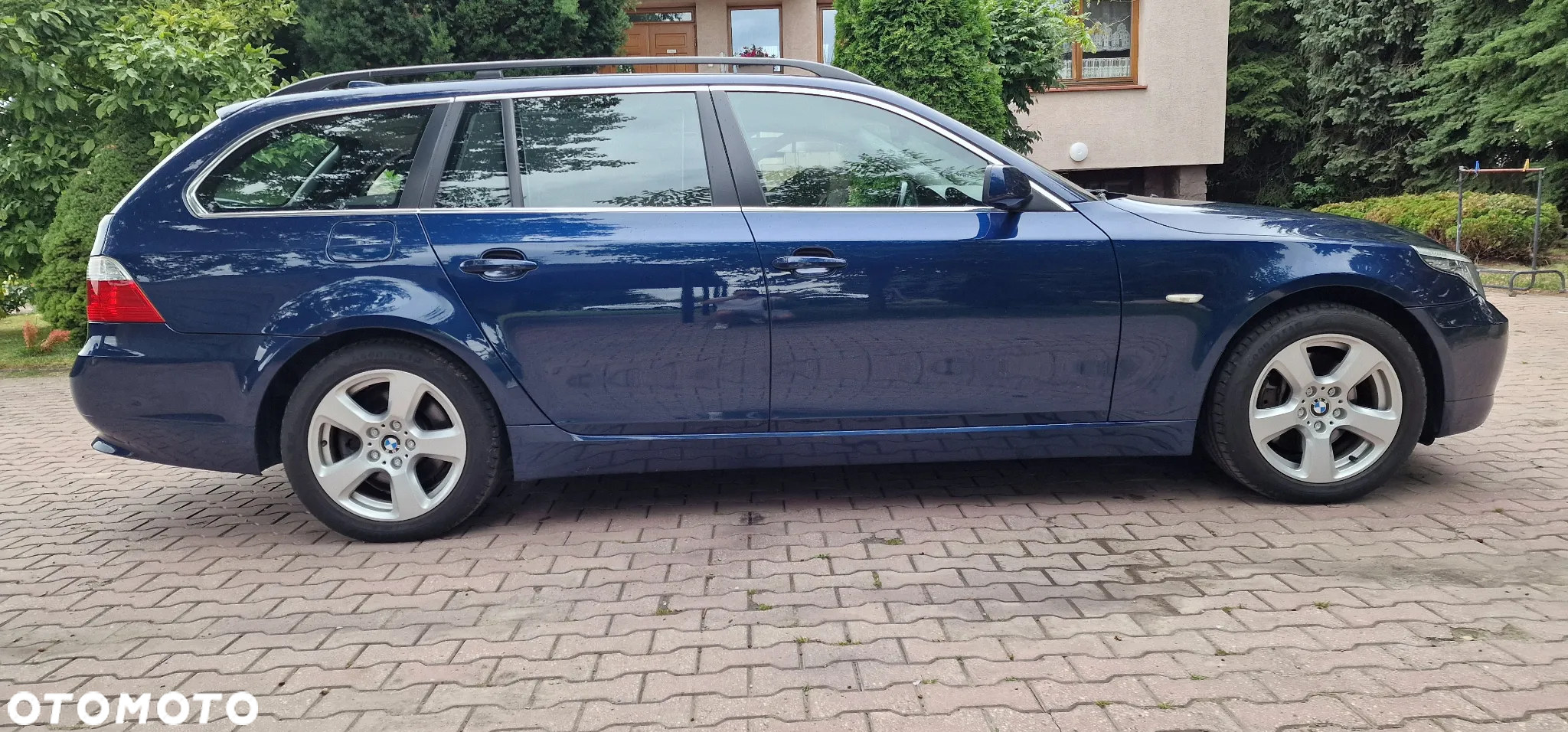 BMW Seria 5 530d Touring - 25