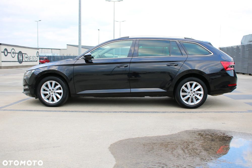 Skoda Superb 2.0 TDI 4x4 Style DSG - 9
