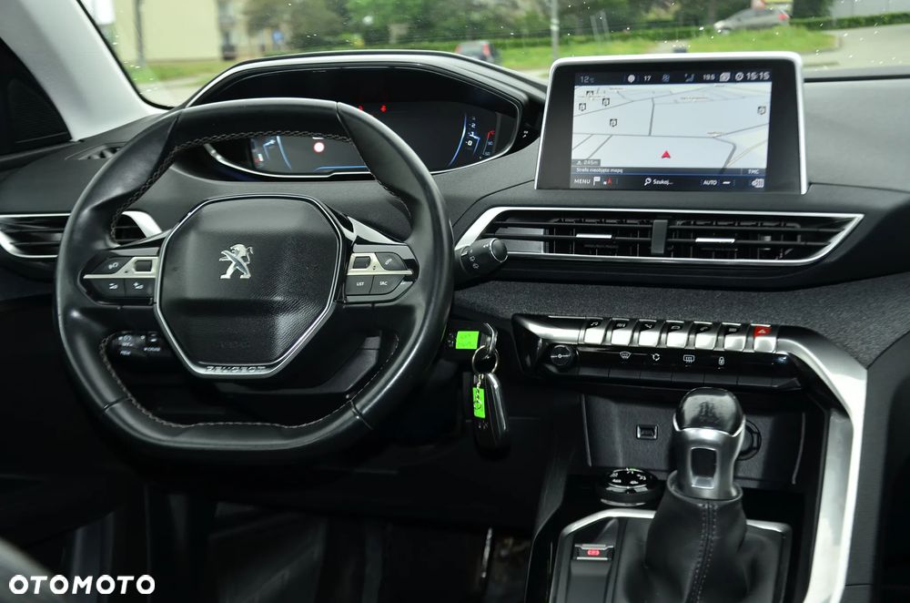 Peugeot 5008 BlueHDi 150 Allure - 20