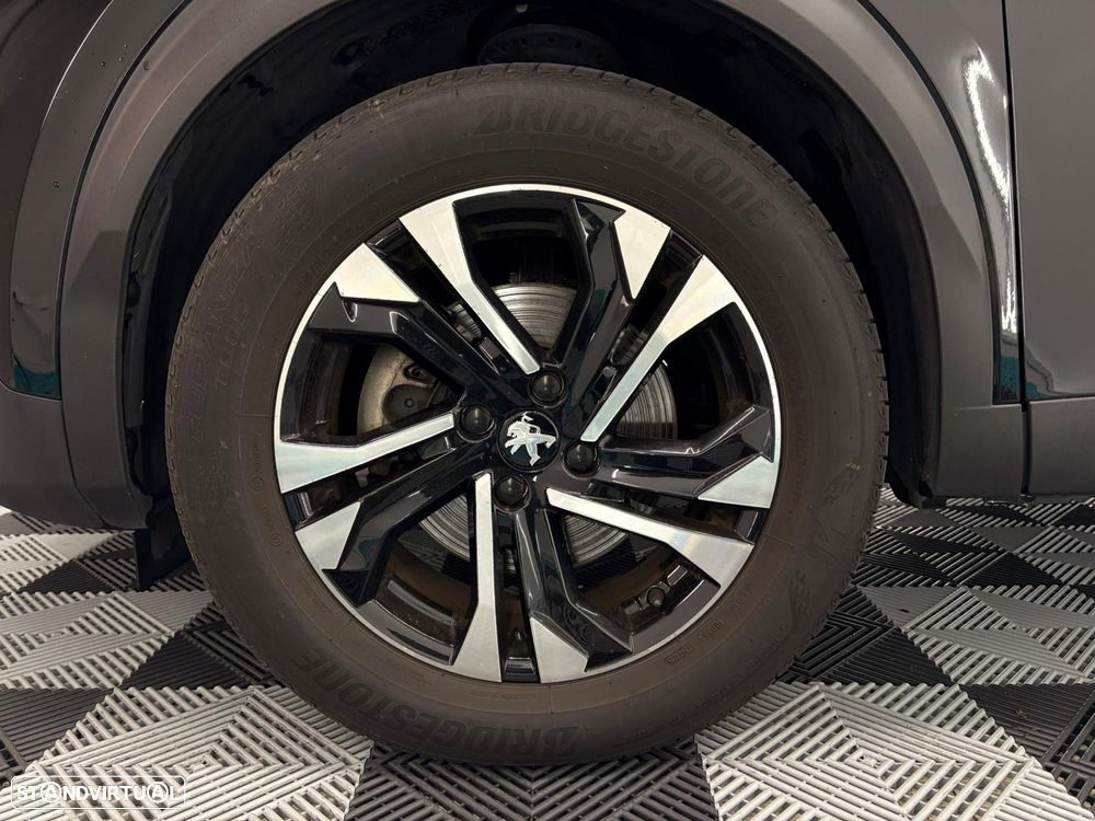 Peugeot e-2008 Allure Pack - 3