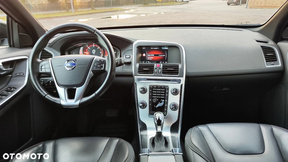 Volvo XC 60 D4 Geartronic Ocean Race - 26