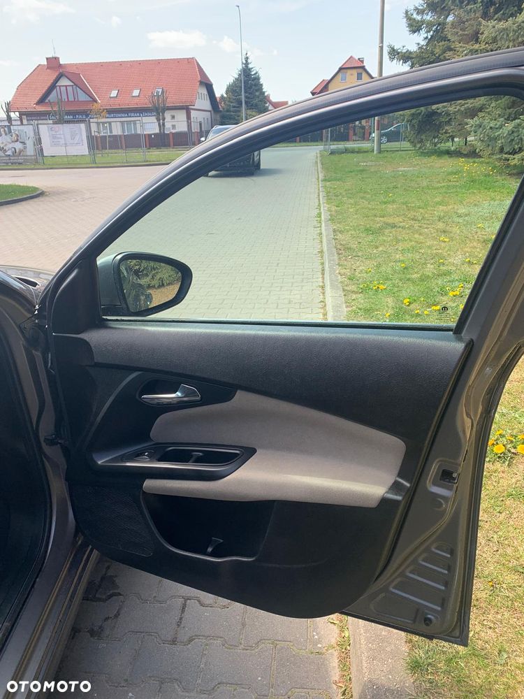 Fiat Tipo 1.4 T-Jet 16v Lounge - 11
