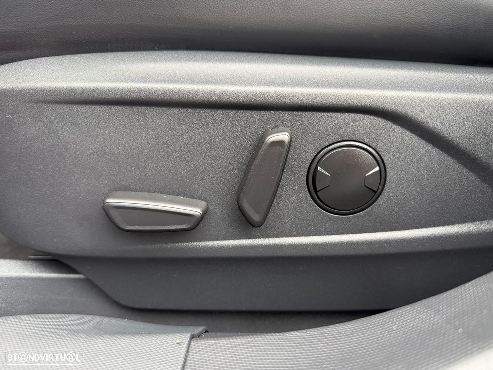 Ford Mustang Mach-E 98.7 kWh Premium - 21