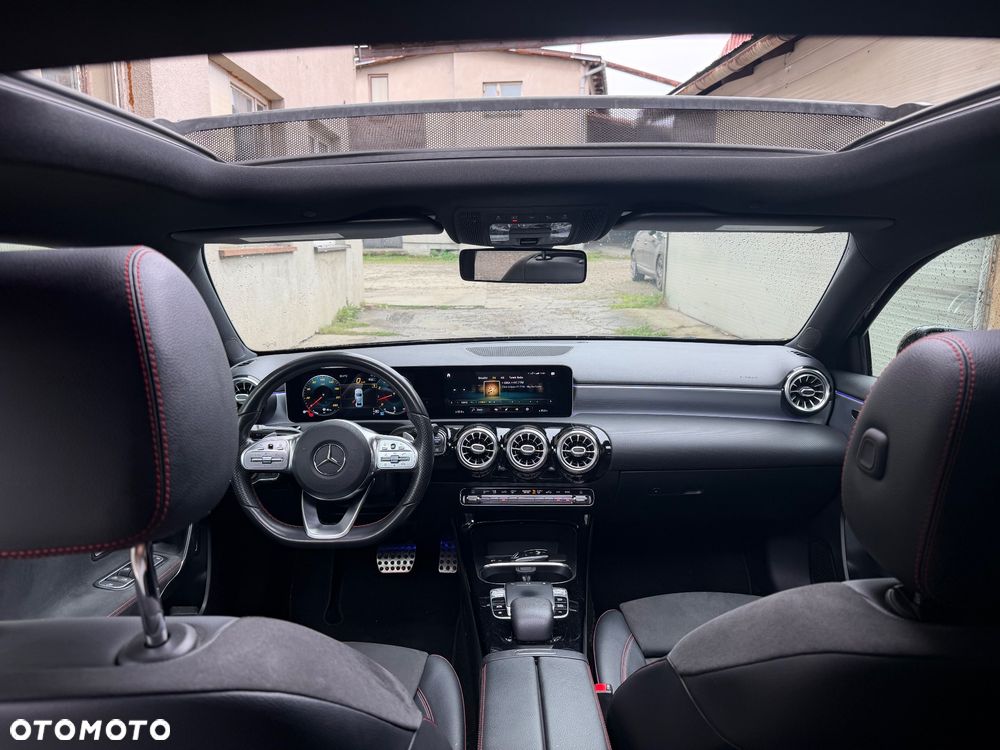 Mercedes-Benz Klasa A 220 4Matic 7G-DCT AMG Line - 28