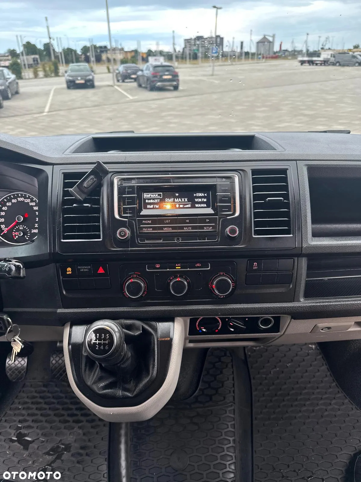 Volkswagen Transporter - 15