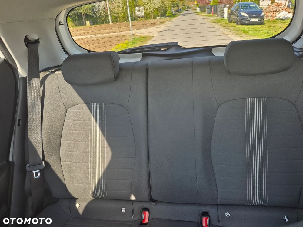 Hyundai i10 1.0 EDITION 30 - 25