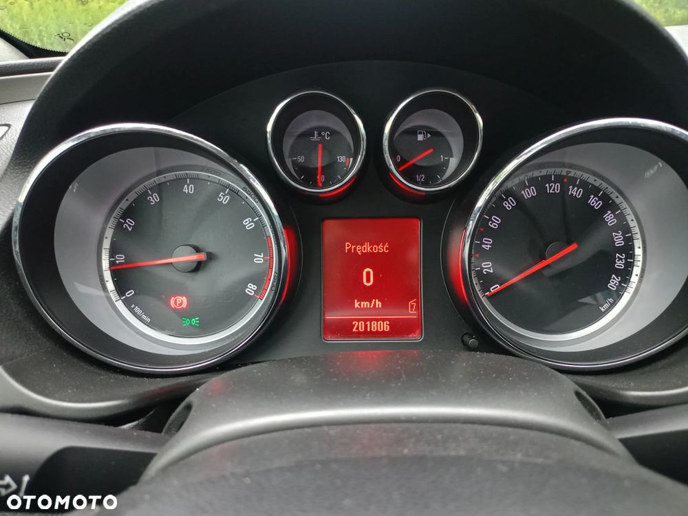 Opel Insignia 1.8 - 14