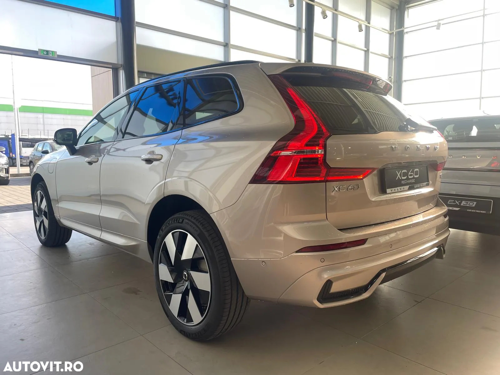 Volvo XC 60 Recharge T8 AWD AT Ultimate Dark - 7
