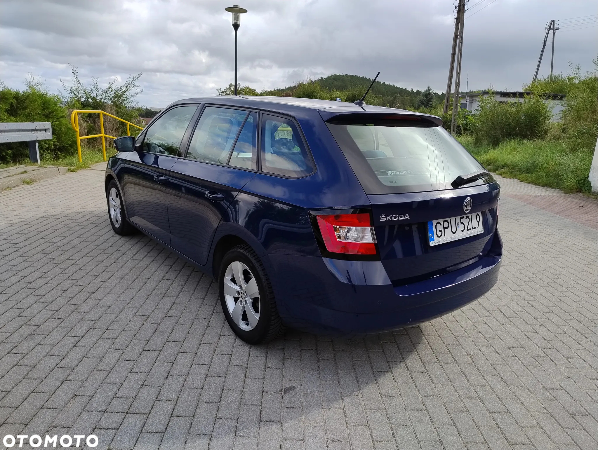 Skoda Fabia 1.2 TSI Ambition - 12
