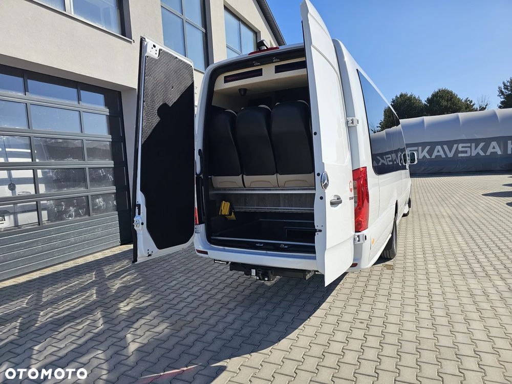 Mercedes-Benz Sprinter 519 - 15