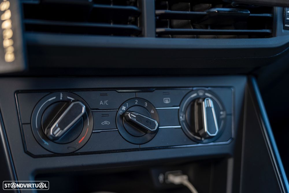 VW Polo 1.0 Confortline - 16