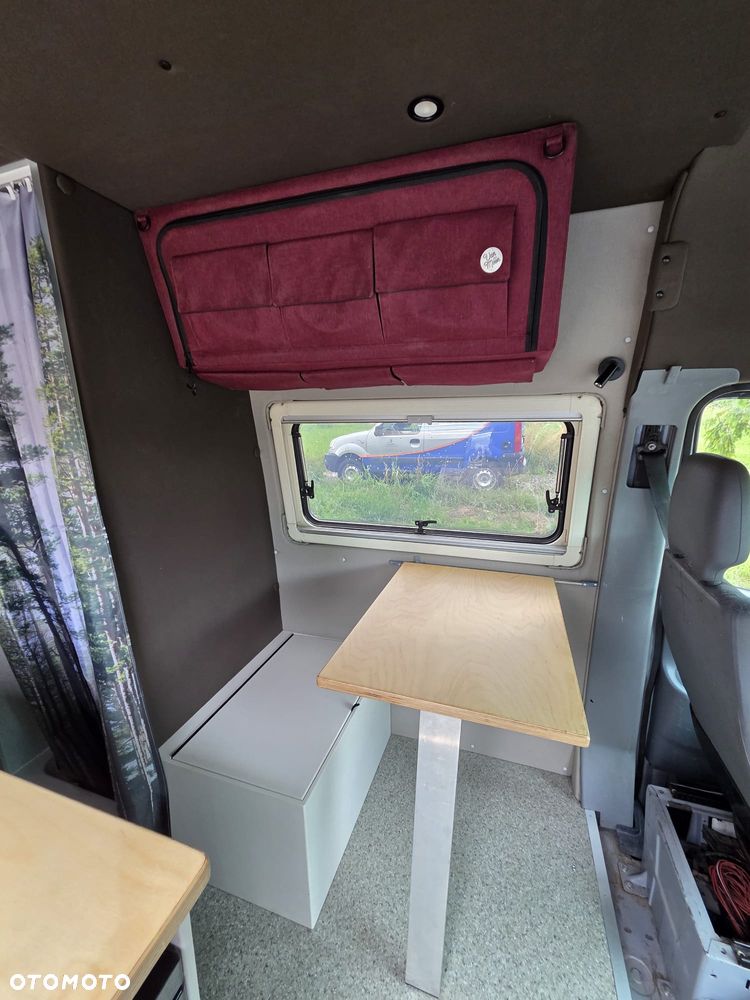 Mercedes-Benz Sprinter - 8