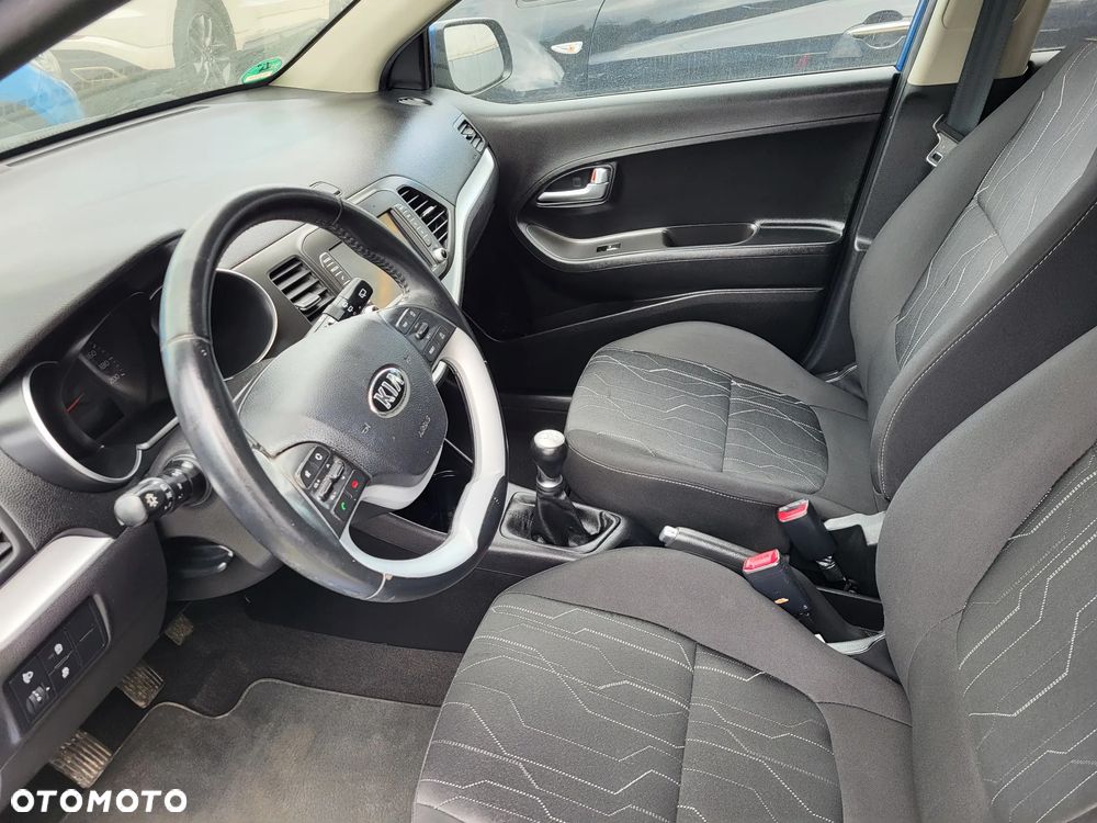 Kia Picanto 1.2 ISG UEFA EURO 2016 - 12