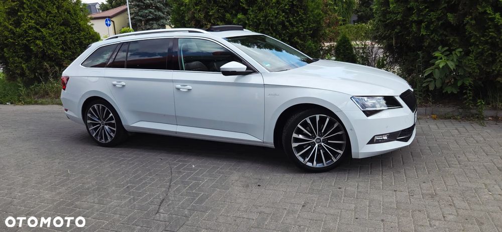 Skoda Superb Combi 2.0 TDI DSG L&K - 15
