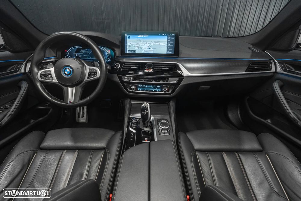 BMW 530 e Pack Desportivo M - 6