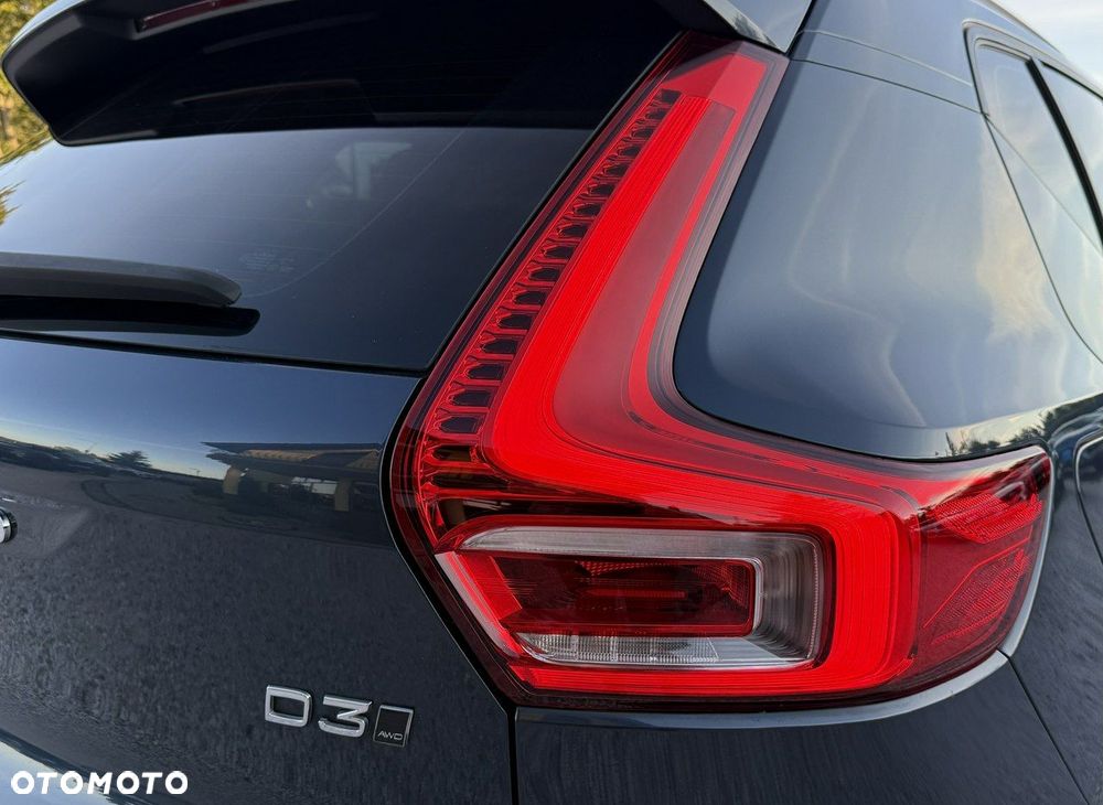 Volvo XC 40 D3 AWD Momentum Pro - 16