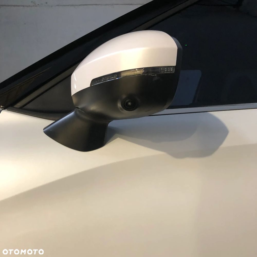 Mitsubishi Outlander - 31