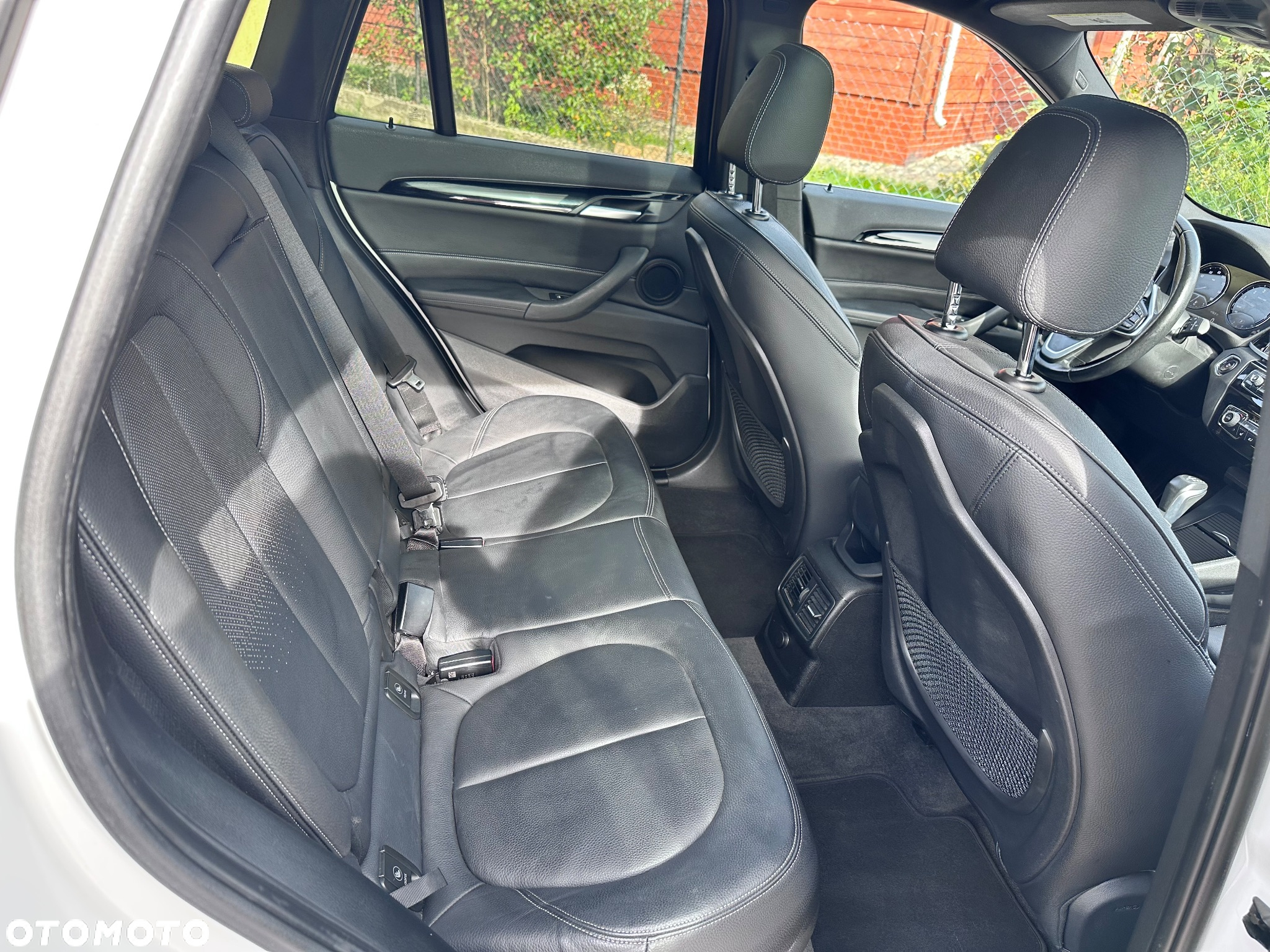 BMW X1 - 11