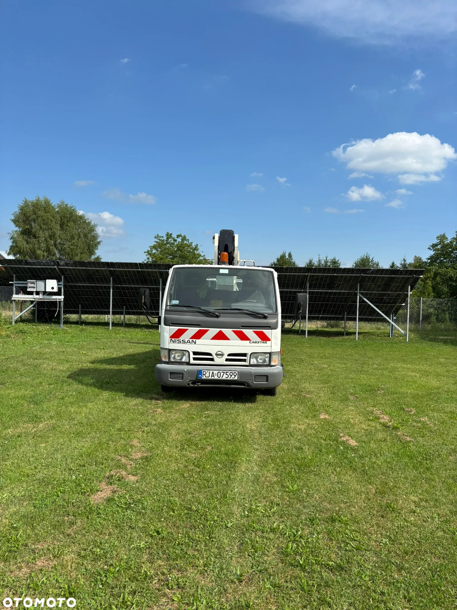 Nissan CABSTAR - 8