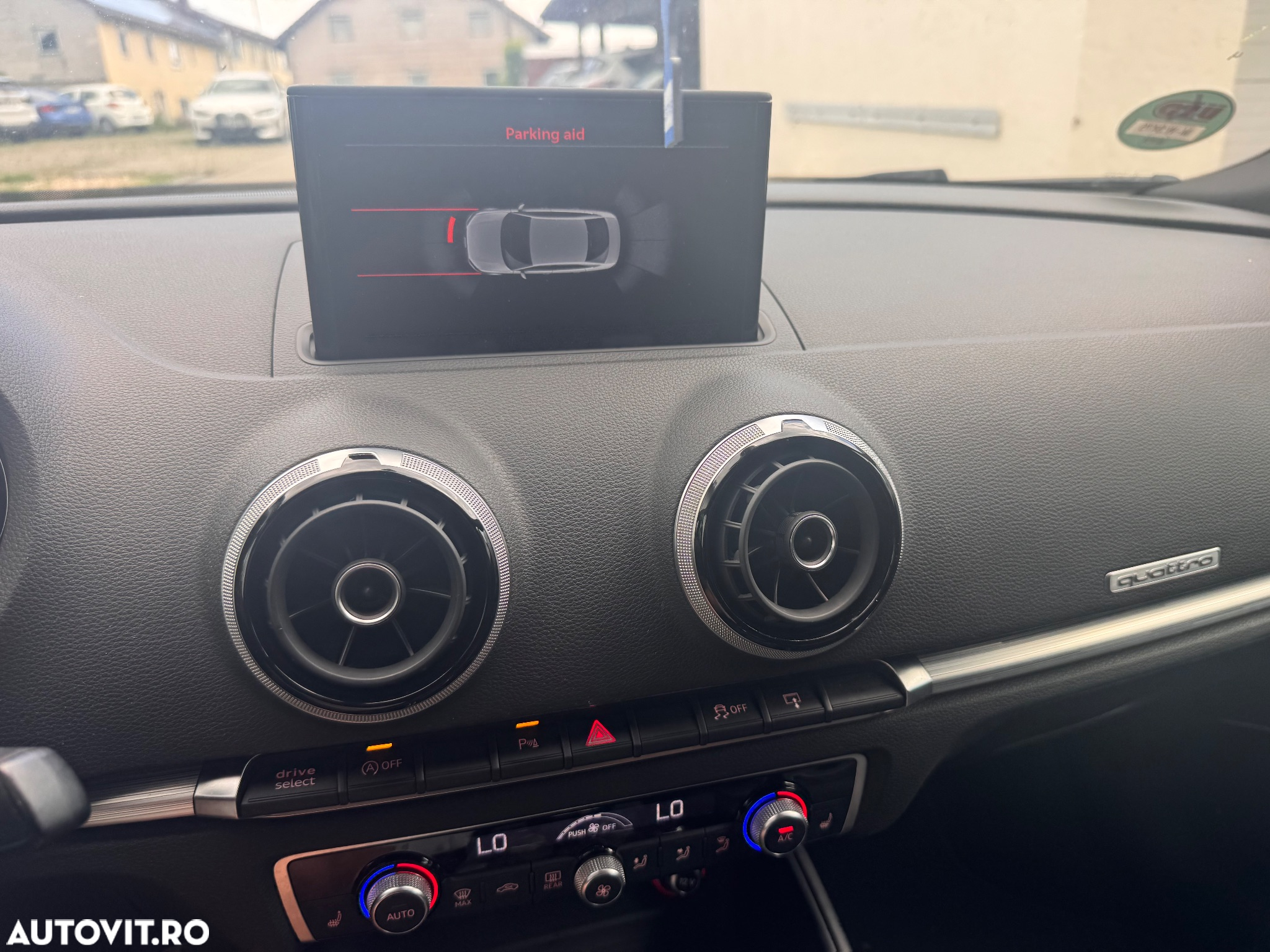 Audi A4 2.0 TDI DPF clean diesel quattro S line Sportpaket - 10