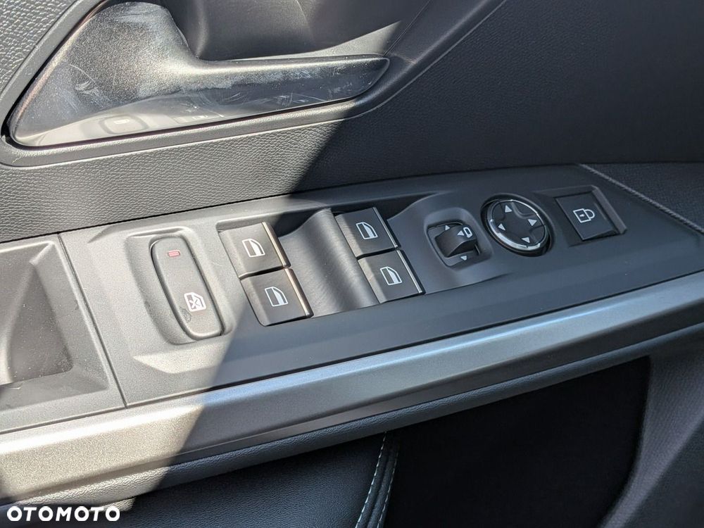 Peugeot 3008 225 e-DSC7 GT EXCLUSIVE - 17